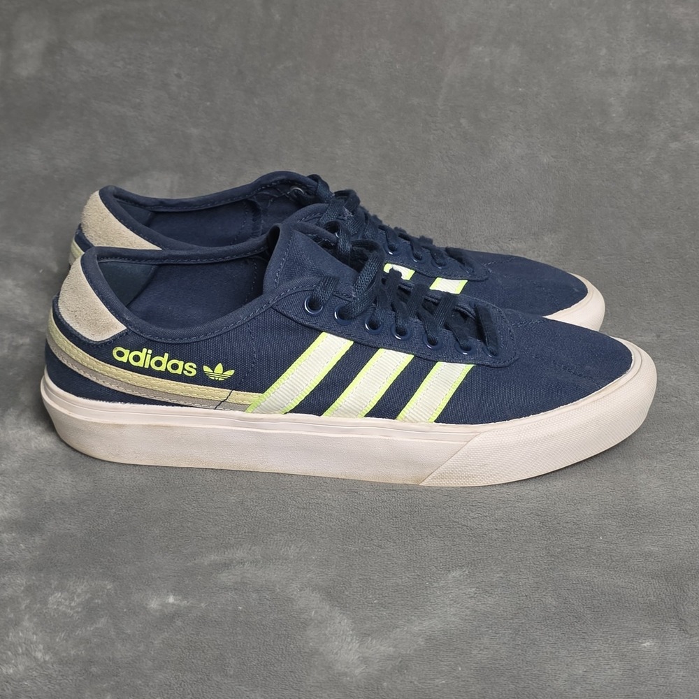Size 9 - Adidas Delpala Crew‎ Navy